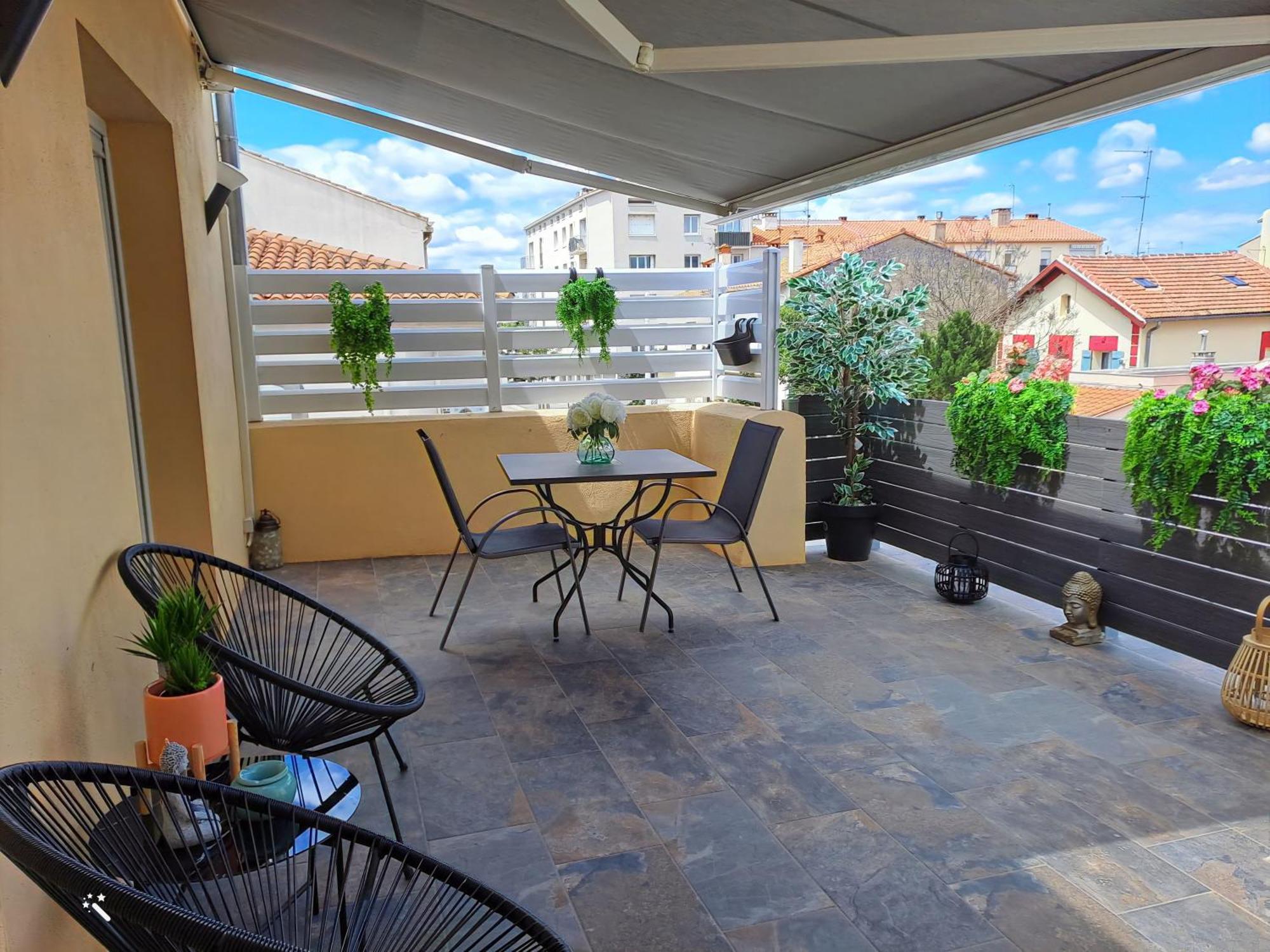 L"Indochine Apartment Perpignan Ruang foto