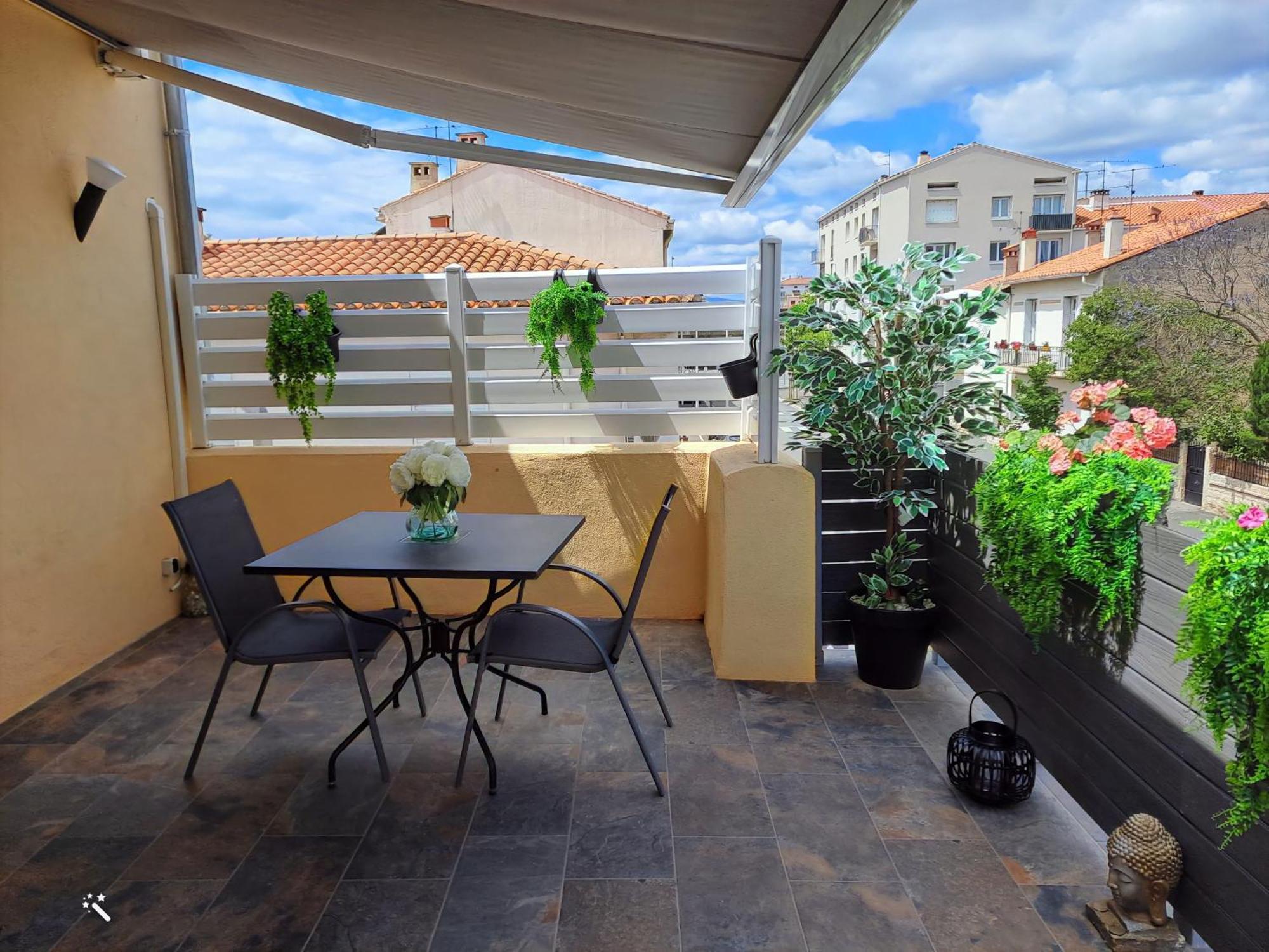 L"Indochine Apartment Perpignan Ruang foto